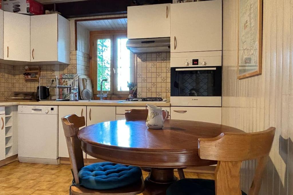 Maison Atypique Au Calme Saint-Laurent  Экстерьер фото
