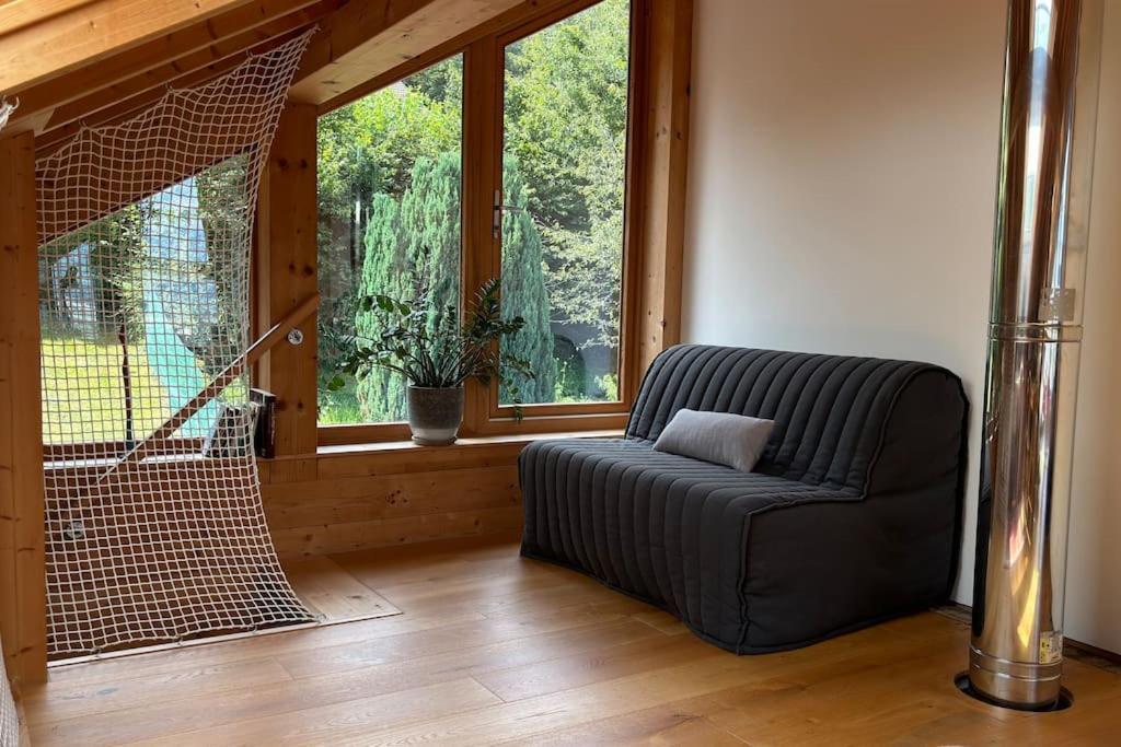 Maison Atypique Au Calme Saint-Laurent  Экстерьер фото